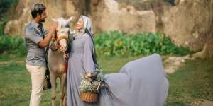 Irish Bella Tampil Elegan Saat Maternity Shoot, bak Putri Negeri Dongeng