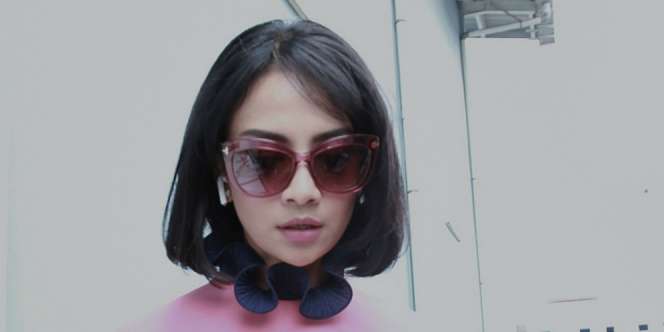 Vanessa Angel Bungkam Soal Kritik Pedas Sang Ayah