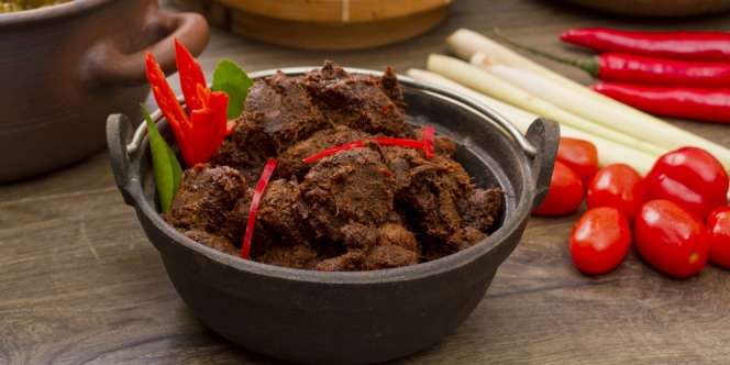 Resep dan Cara Membuat Rendang Minang yang Enak dan Empuk