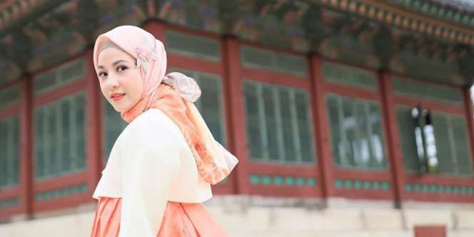 Jurus Antirepot Bawa Anak Traveling ala Natasha Rizky