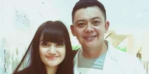 Marcella Simon Jadi Muallaf karena Pria Ini?