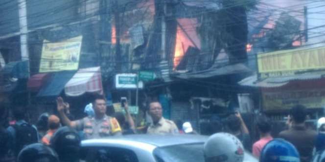 Terjadi Kebakaran di Dekat Markas Slank