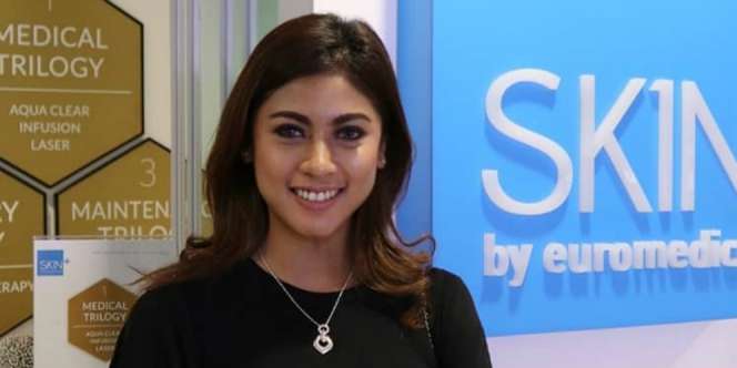 Gaya Modis Barbie Nouva, DJ Cantik yang Mengaku Pernah Dilecehkan