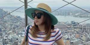 Poppy Kelly Minta Maaf kepada Hotman Paris