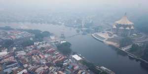 Kabut Asap Parah, 409 Sekolah di Malaysia Libur & Ujian Ditunda