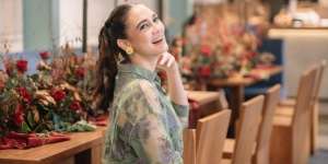 Hadiri New York Fashion Week, Luna Maya Pakai 4 Outfit Harga Selangit
