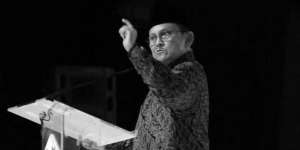 BJ Habibie Meninggal, Melanie Subono: Sampai Jumpa Eyang