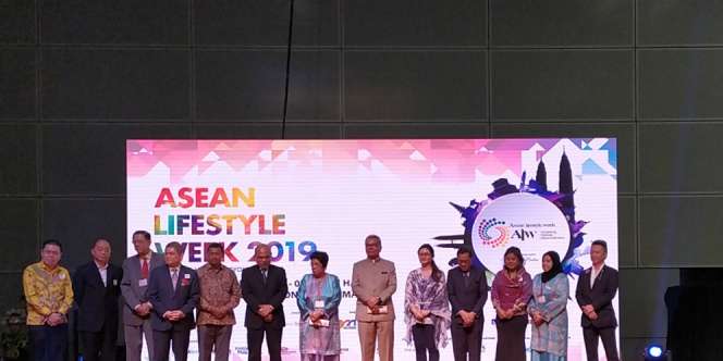 Jadi Sumber Penghasilan, Malaysia Bawa Batik Mendunia 