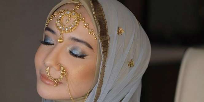 Pesona Zaskia Sungkar Disulap Jadi Wanita India