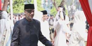 Thareq Habibie Buka Suara Soal Penutup Mata dan Kondisi Penglihatan