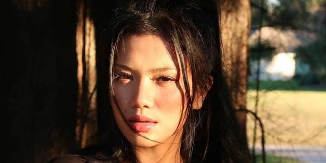 Sosok Tiga Setia Gara, Rocker Cantik yang Mengaku Alami KDRT