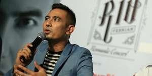 Rio Febrian Berduka
