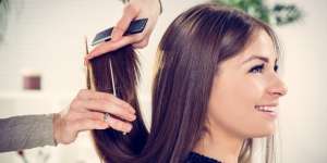 4 Tanda Waktunya Harus Potong Rambut