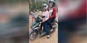 Fakta Miris di Balik Video Viral Dua Gadis Naik Flying Fox Motor