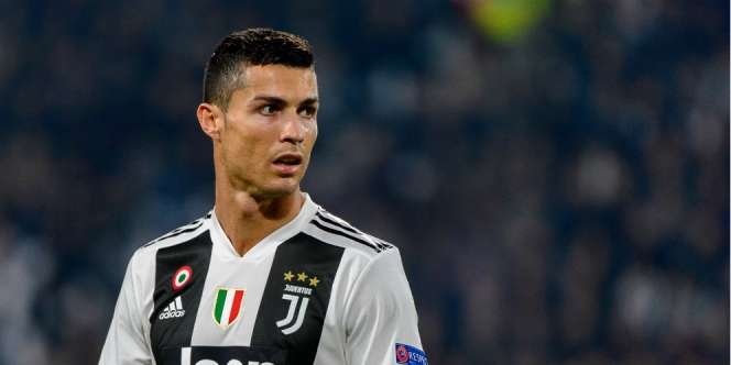Cristiano Ronaldo Utang Jasa ke Pelayan Resto Ini
