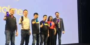 Real Me 5 dan 5 Pro Meluncur, Harga Sesuai Kantong, Fiturnya?