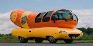 Pontiac, GMC, dan RAM Dipermak Jadi Mobil Hotdog
