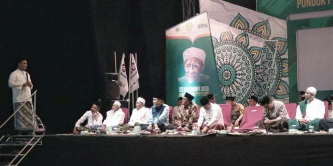 Haul Mbah Moen, Ribuan Warga Jateng Padati Ponpes Wali