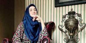 Jadi DPR, Intip Gaya Berani Mulan Jameela dengan Outfit Syar'i
