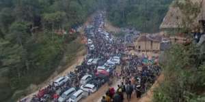 Spot Foto Negeri di Atas Awan Gunung Luhur Ditemukan, Macet Parah Sampai 10 Km