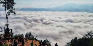 Negeri di Atas Awan, Destinasi Baru Lebak yang Bikin Penasaran