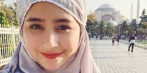 Pengalaman Mengerikan Prilly Latuconsina Kerasukan 