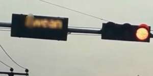 Geger Lampu Lalu Lintas di Garut Diretas, Muncul Kata Tak Senonoh
