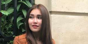 Olahraga Bareng Anak, Baju Ibunda Ayu Ting Ting Jadi Bahan Gunjingan