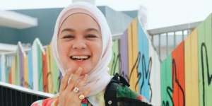 Tips Hijabers Tantri Namirah Atasi Kulit Sensitif
