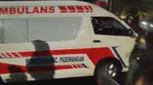 Awal Mula Ambulans Dinkes DKI Jakarta Dikira Dibawa Sekardus Batu