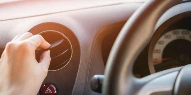 Benarkah AC Mobil Bikin Konsumsi BBM Boros?