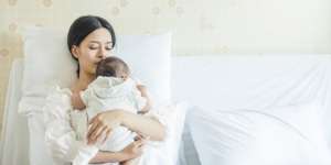 Perhatikan Cara Menyusui yang Benar, Penting bagi Ibu dan Bayi