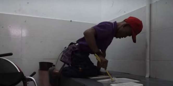 Perjuangan Petugas Difabel, Dirampok dan Dianiaya Demi Obati Ibu
