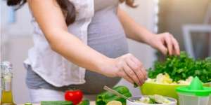 7 Makanan 'Ngidam' yang Sebaiknya Dihindari