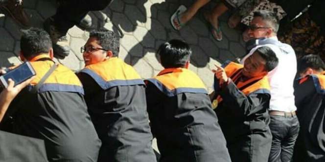 Viral Wisuda Heboh Itenas, Ada ala Pramuka Sampai Sunatan