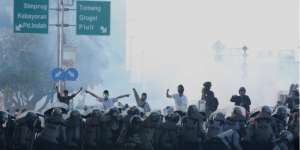 Polisi dan Pelajar Aksi Demo Kembali Terlibat Bentrok