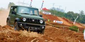 Jimny Generasi Baru, Seberapa Tangguh di Medan Off Road?