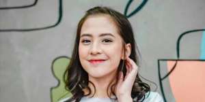 'Ratu Ilmu Hitam' Bikin Zara JKT48 Histeris 