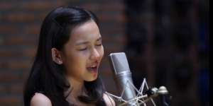 Viral Video Shanna Shannon Menangis Nyanyikan Ibu Pertiwi, Ini Sosoknya