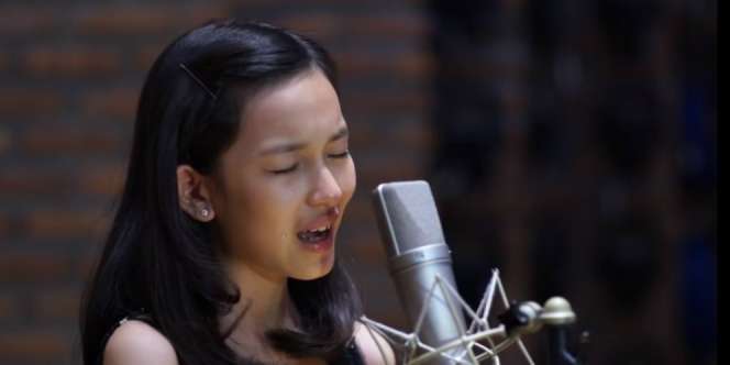 Viral Video Shanna Shannon Menangis Nyanyikan Ibu Pertiwi, Ini Sosoknya