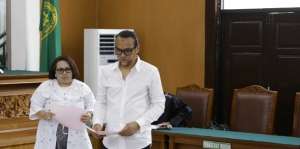 Mau Cepat Kelar, Nunung Tak Ajukan Keberatan Dituntut 3 Pasal Sekaligus