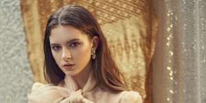 Pesona Songket Minang di Panggung NYFW 2020