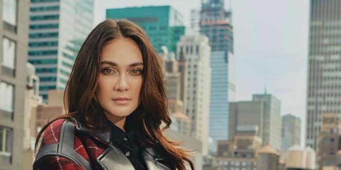 Harga Jutaan Rupiah, Tas Luna Maya Mirip Ikan Cupang?