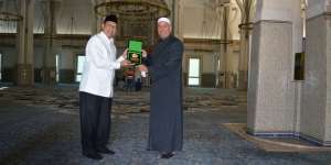 Sholat Jumat di Masjid Roma Italia