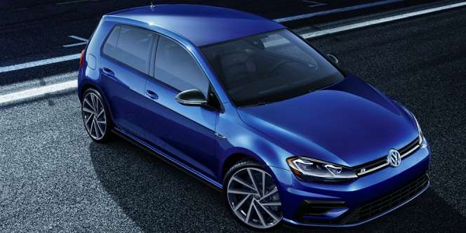 VW Golf R Diburu Polisi, Gondol Toilet Emas Curian Rp85 Miliar