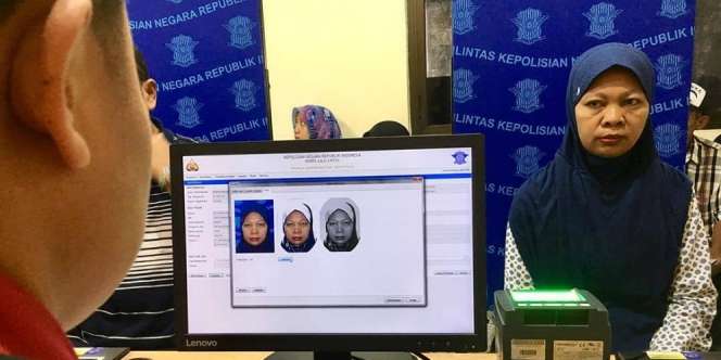Jangan Pakai Jilbab atau Baju Warna Biru Saat Bikin SIM Pintar, Ini Alasannya