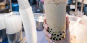 Setop Jajan Bubble Tea 4 Bulan Bisa Tiket Pesawat Malaysia-Taiwan PP