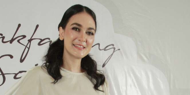 Cuma Pakai Kaos Oblong Rp6 Juta, Wajah Bening Luna Maya Disorot