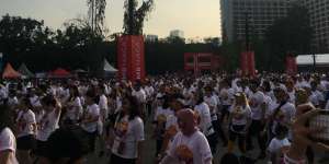 Antusiasme Peserta The Color Run 'Love Tour'