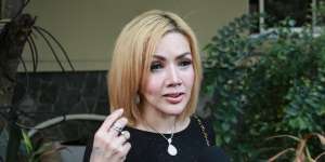 Ketahuan Jam Tangannya Palsu, Barbie Kumalasari Malu